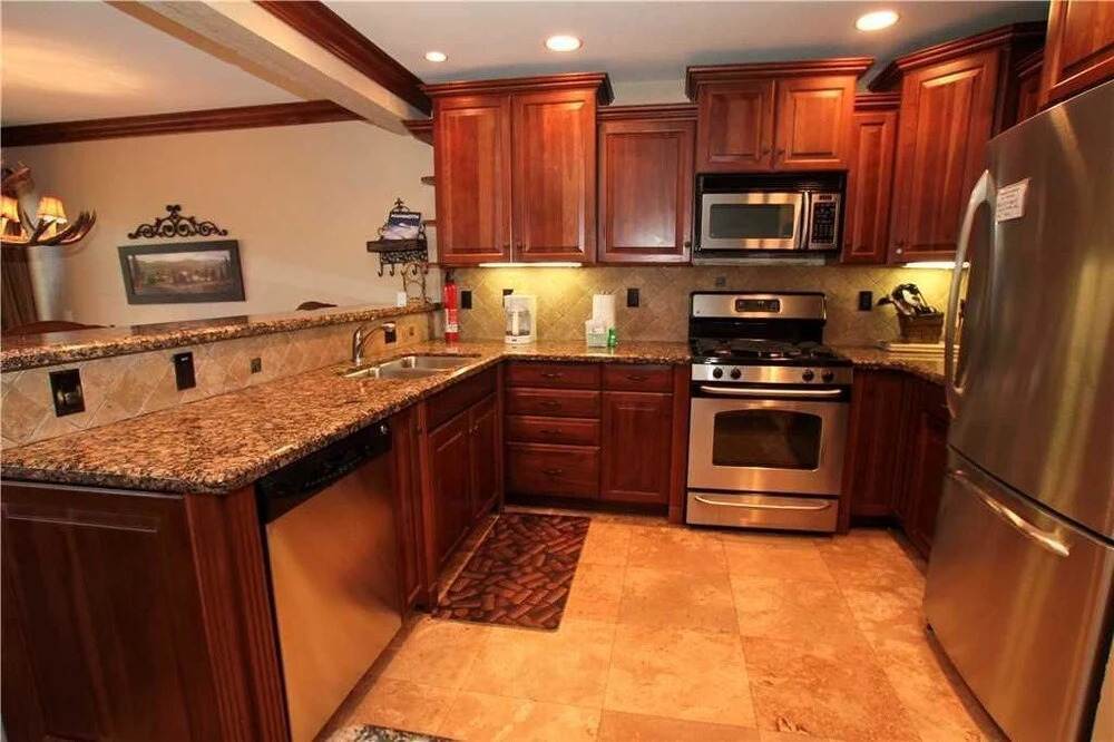 Mammoth Ski & Racquet Club #34 - 2 Br Condo