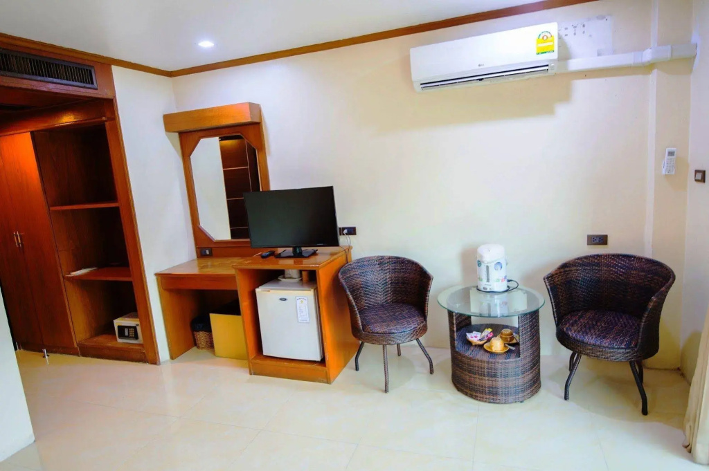 MrMacs Place