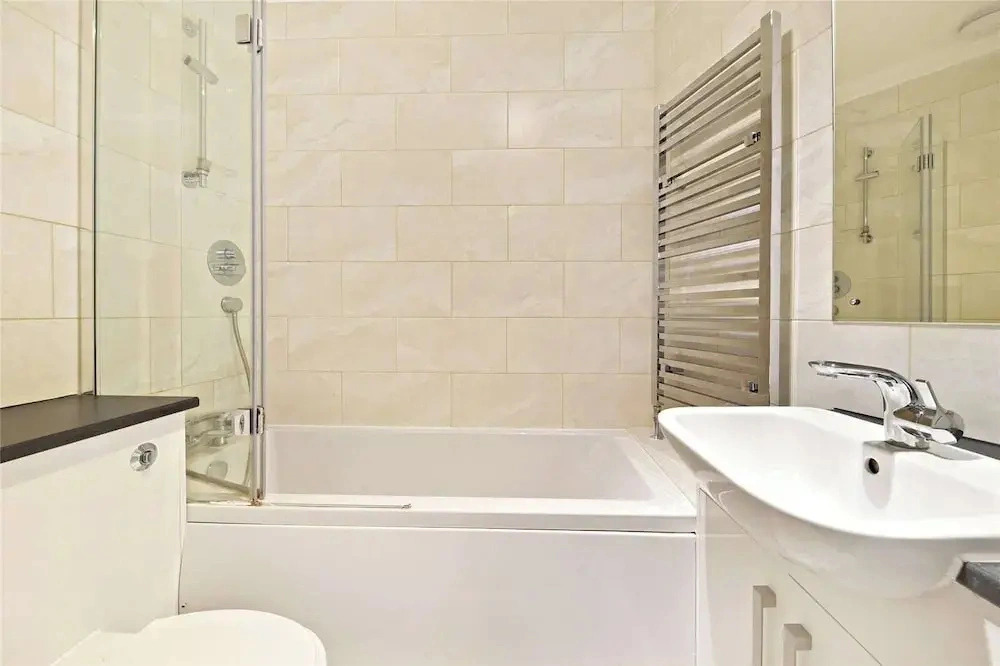 New Oxford Street Central Apartment