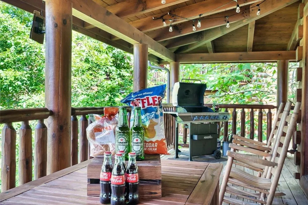 Timberwolf Vista w HotTub Pool View