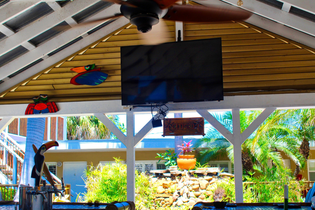 Coconut Grove Beach Resort Suite 5