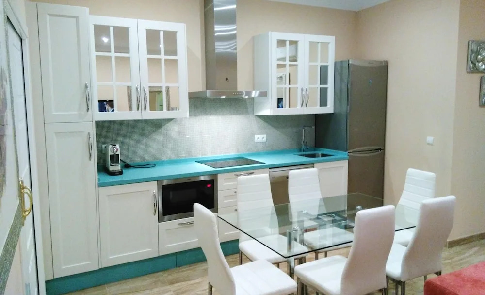 Apartment With 2 Bedrooms in Sevilla, With Wifi