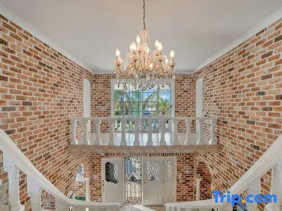 Stunning 4BR Holiday Home with Water Views & Pool