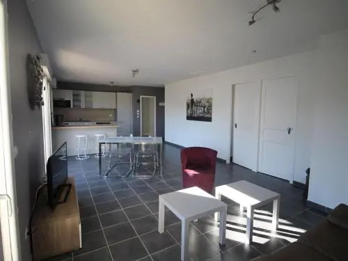 Apartment Très bel appartement type t2 au centre du village