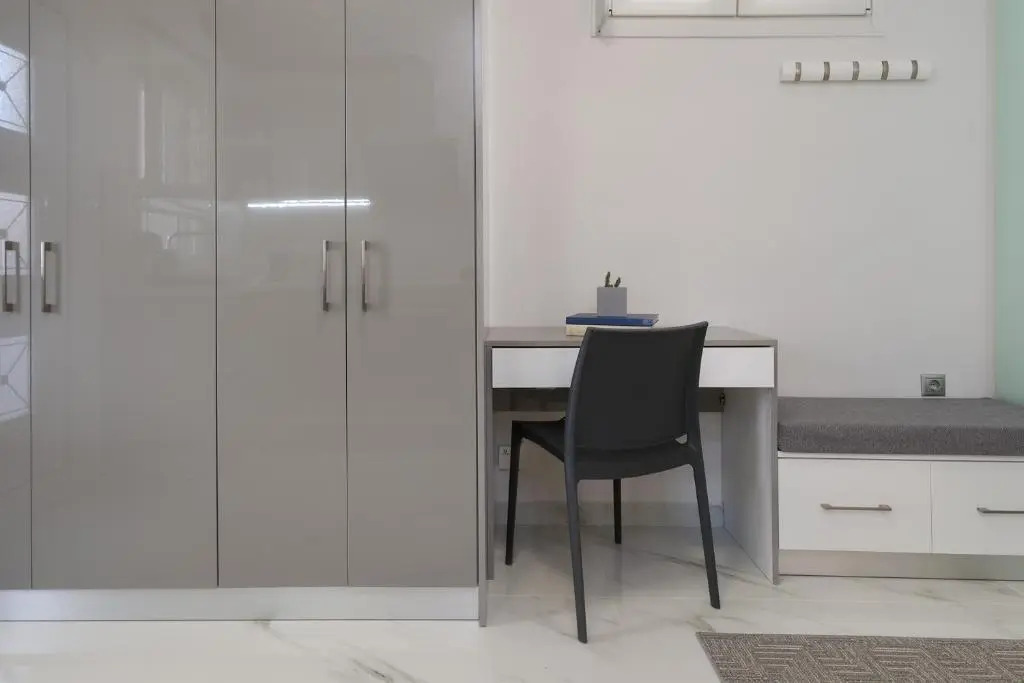 Modern Studio Ideal for Couples or Digital Nomads, Old Town Mytilene