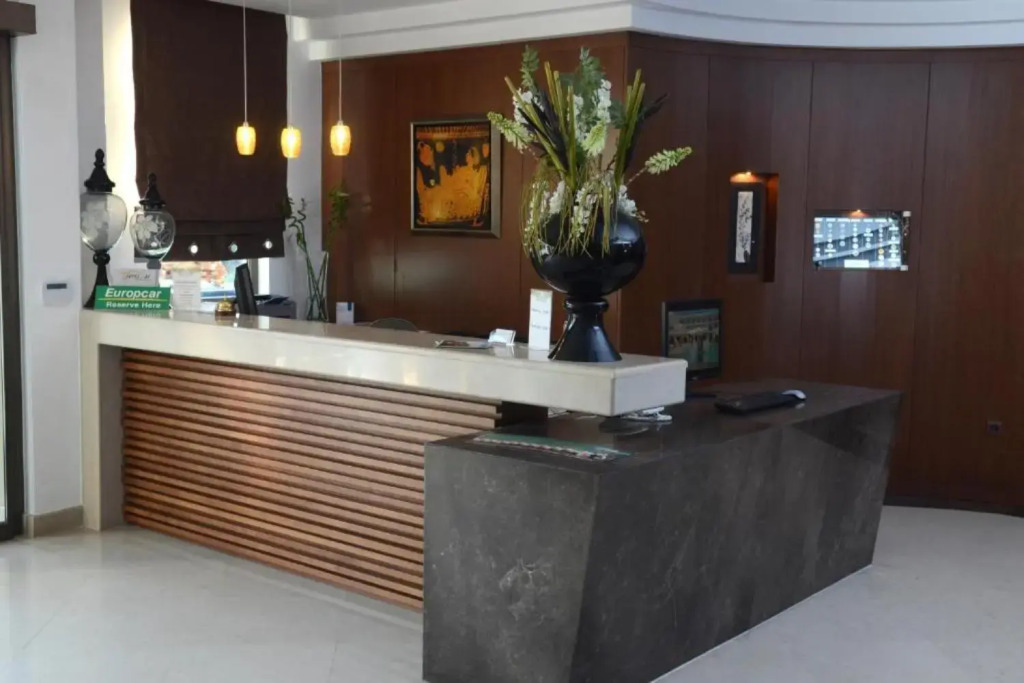 Danai Hotel
