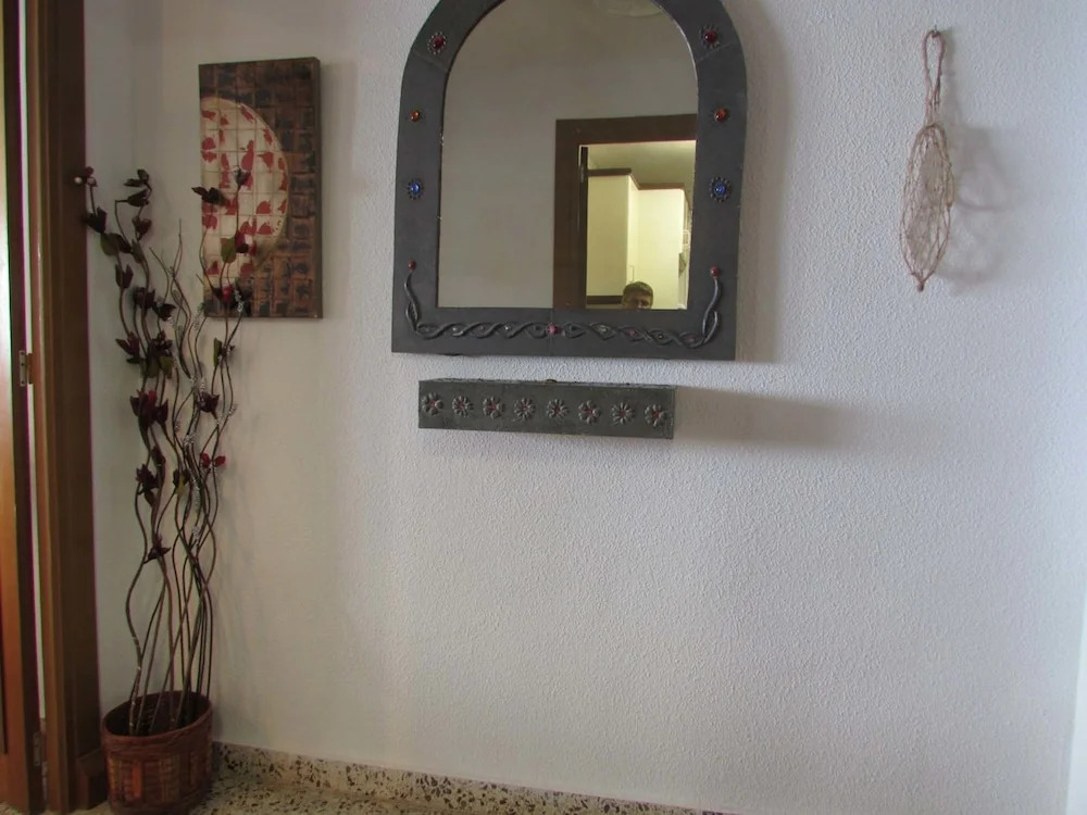 4 Bedrooms Seaview Apartment