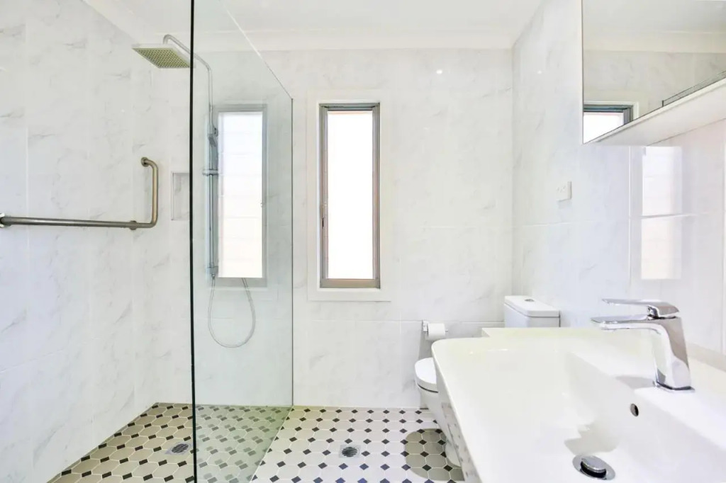 Watermans - Pet Friendly - 1 Min Walk to Beach