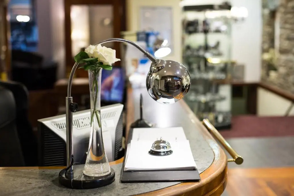 Whitewater Hotel & Spa