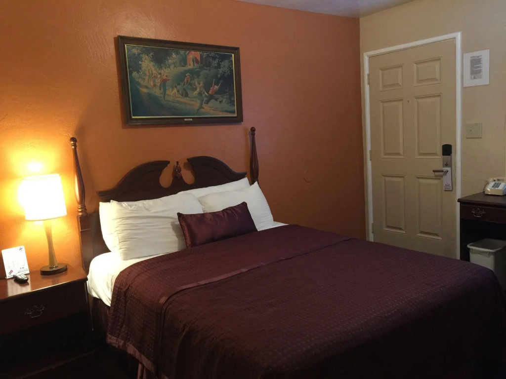 SurfSide Stay