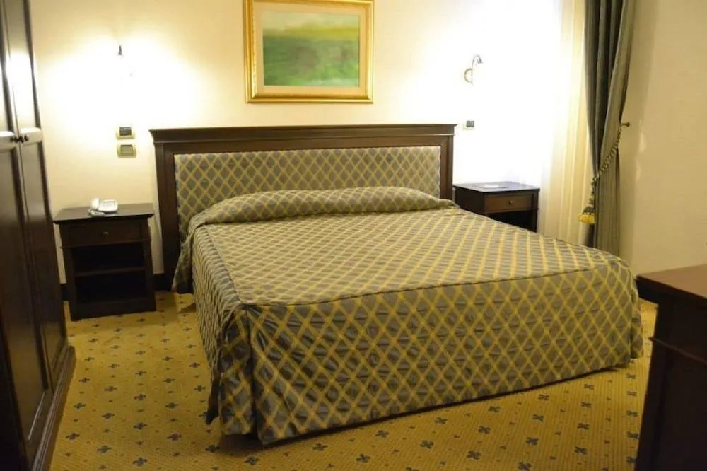 Hotel Don Carlo