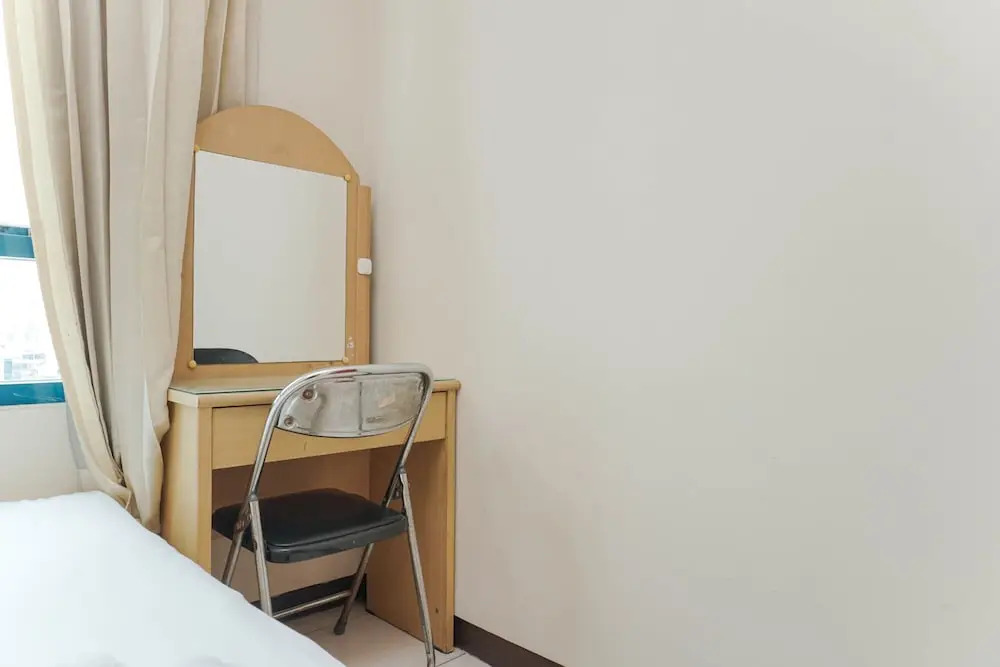 Modern Elegant and Good 3BR at Pangeran Jayakarta Apartment