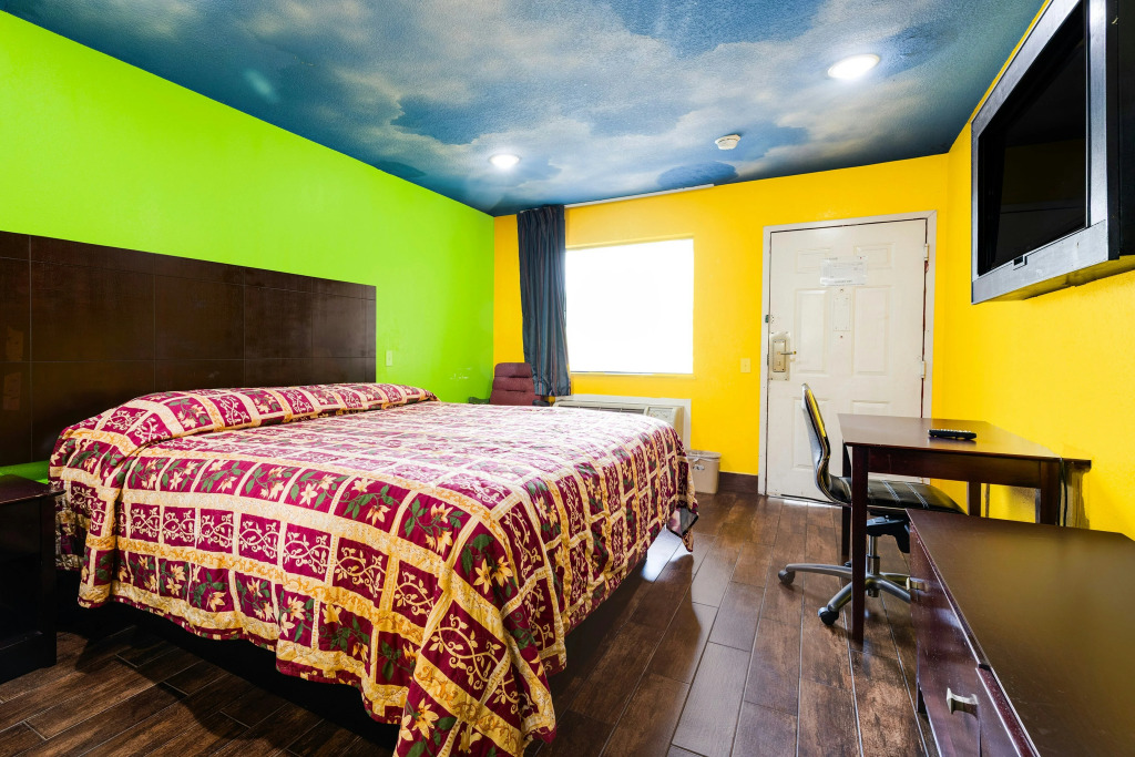 Luxury Inn