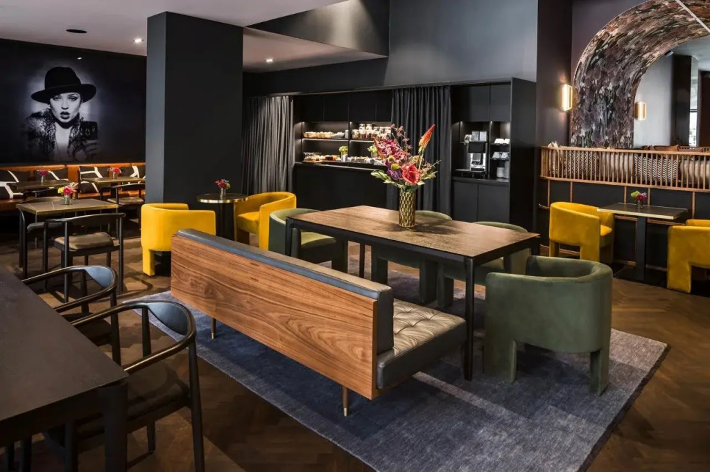 Hotel AMANO Düsseldorf