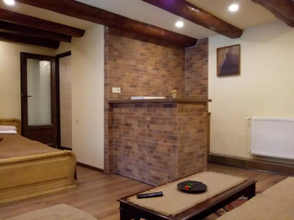 Low budget room with King Size bed