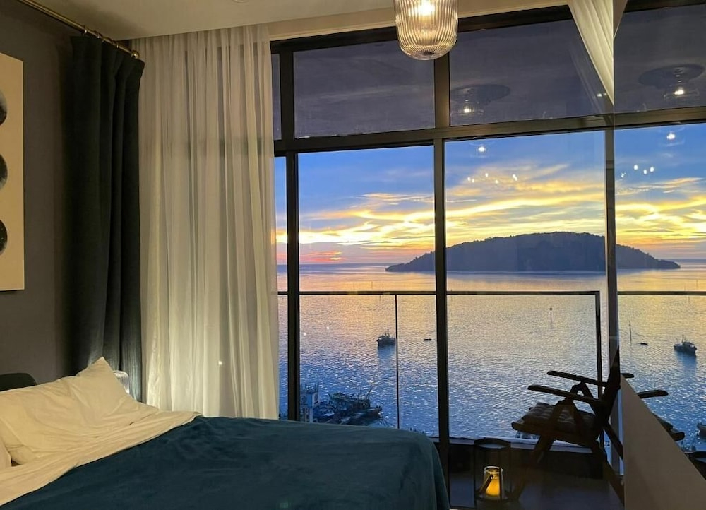 Seaview Bliss Studio By Tropical Elegance