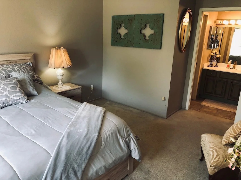 Houston Med Center/NRG Area 2B/2B All Inclusive