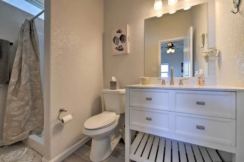 'sea Shell Chalet': Oceanfront Surfside Beach Gem