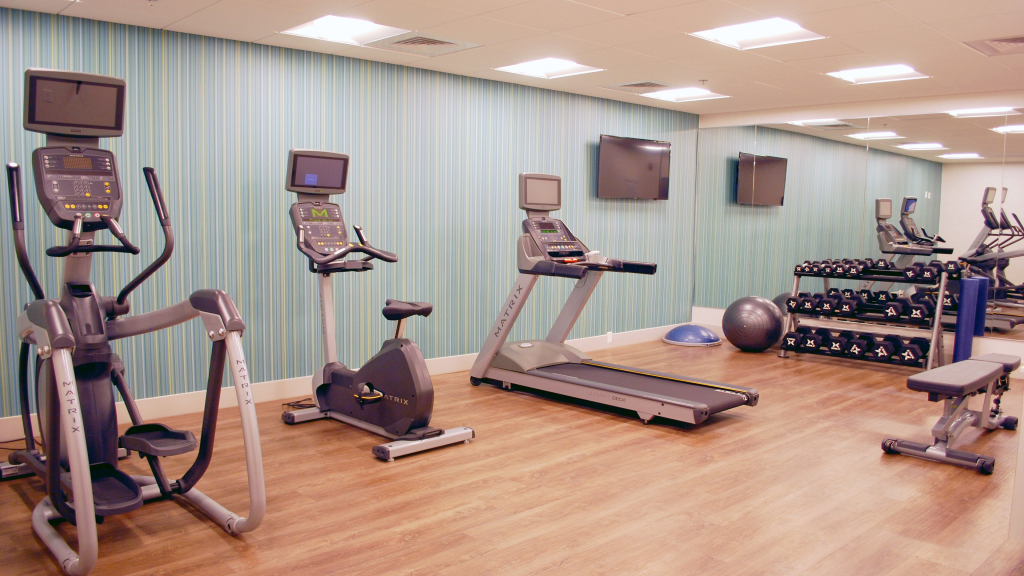 Holiday Inn Express & Suites White Hall by IHG