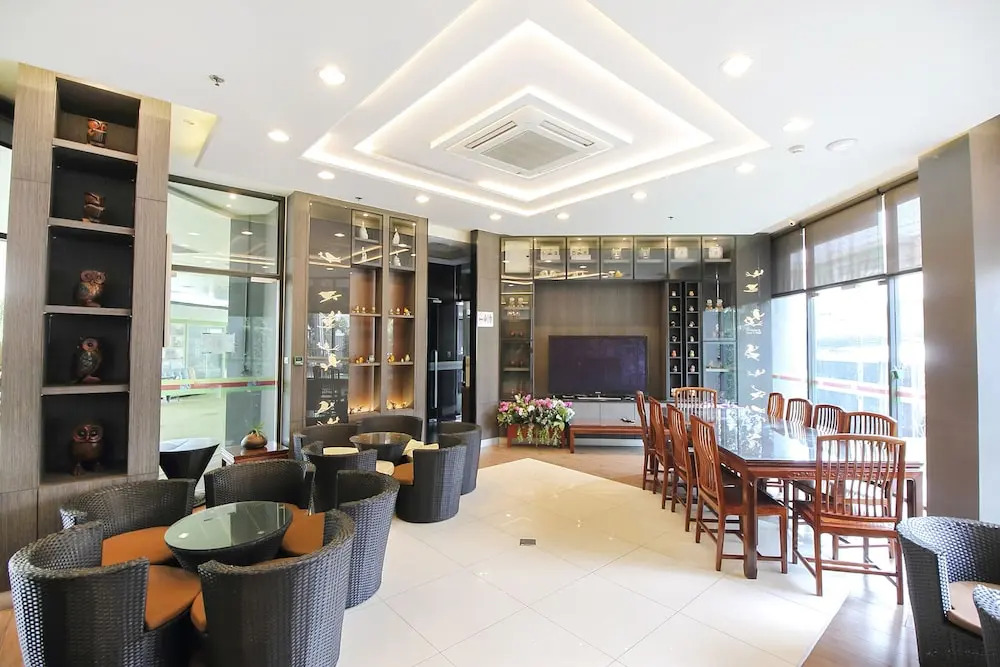 Capital O 637 Fusen