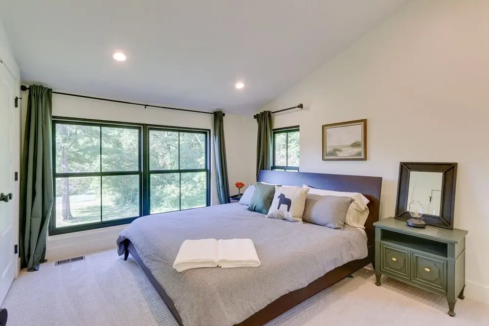 Bright Bluemont Home w/ On-site Pond & Mtn Views!
