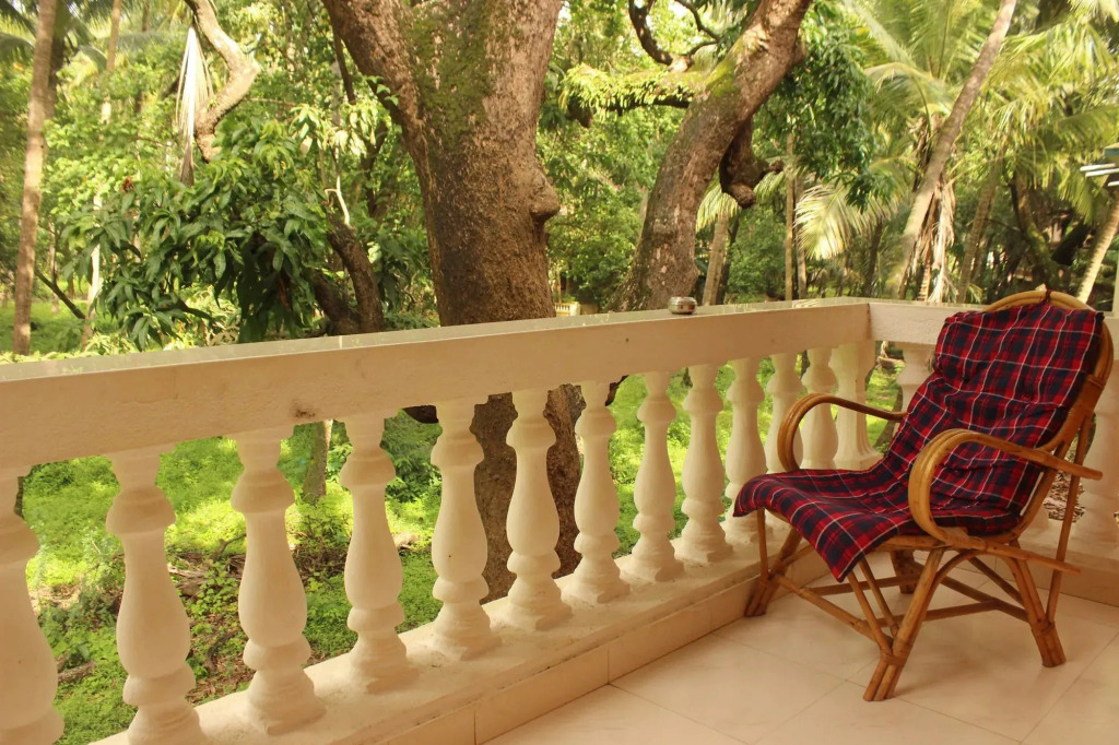 OYO 9277 Studios Near Candolim Beach