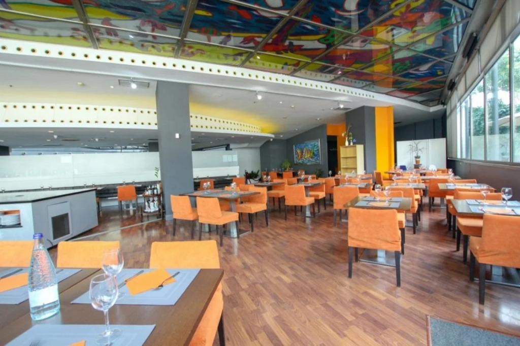 Отель Eurohotel Barcelona Gran Via Fira