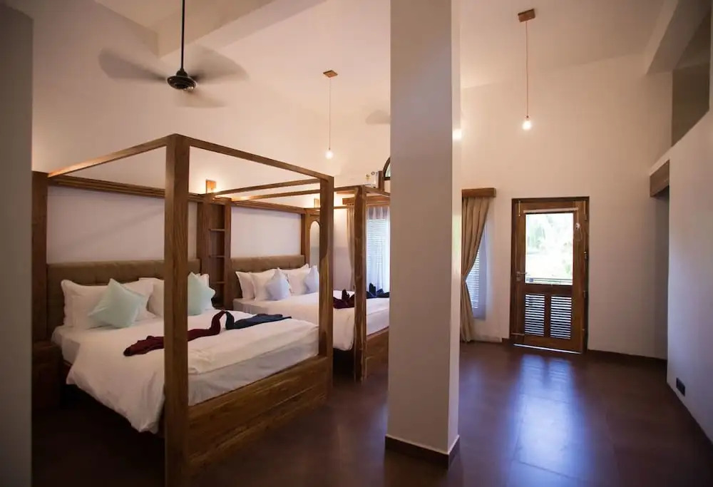 Dunhill Beach Resort