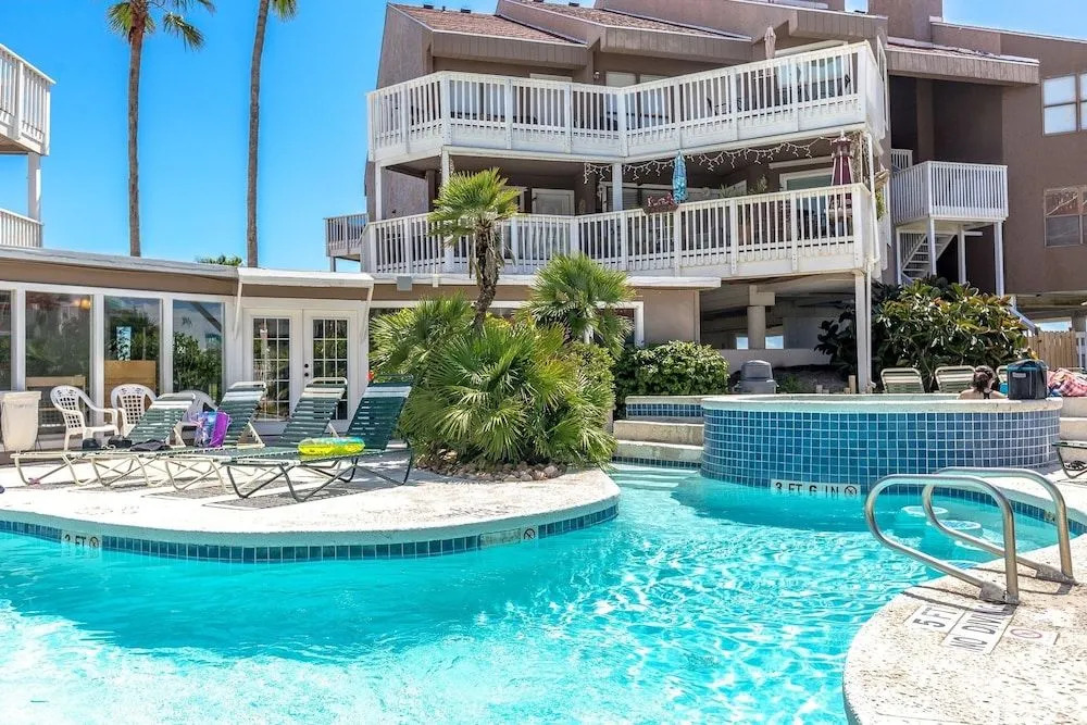 Seaside Delight - 2 Br condo