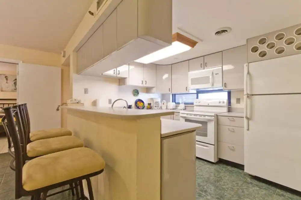 Saida Royale Condominium 9017