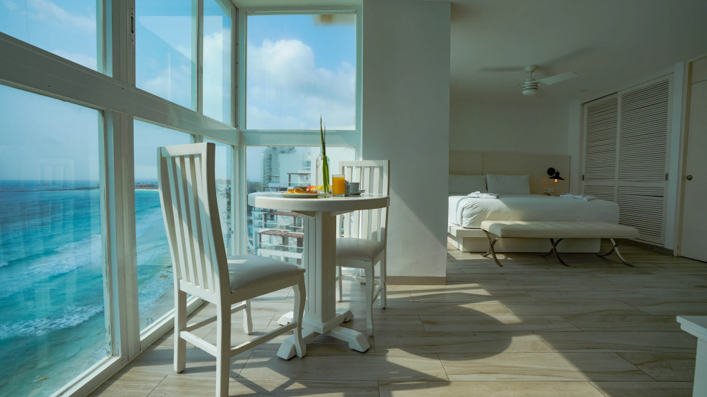 Oleo Cancun Playa All Inclusive Resort