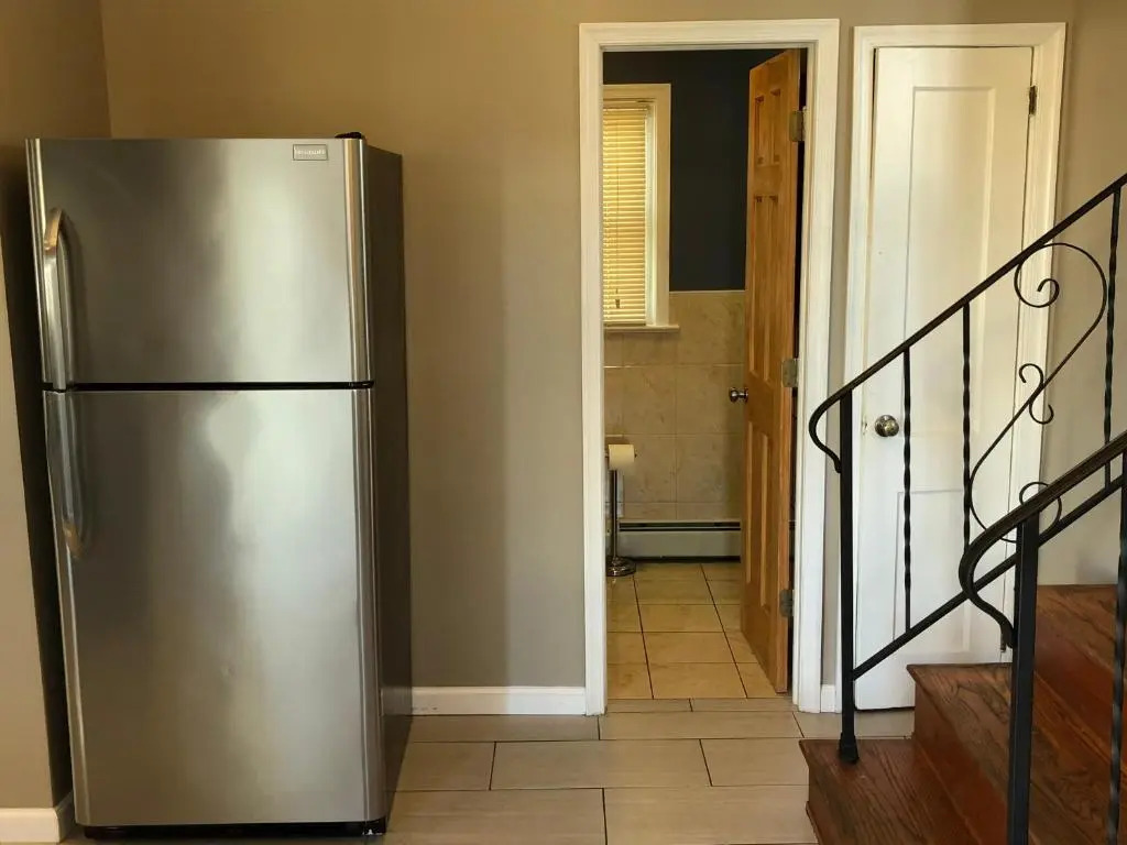 Newly Renovated 2 Bedroom House
