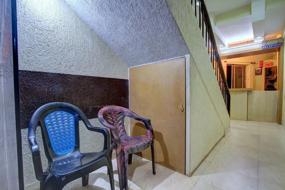 OYO 22503 Hotel Residency Gate