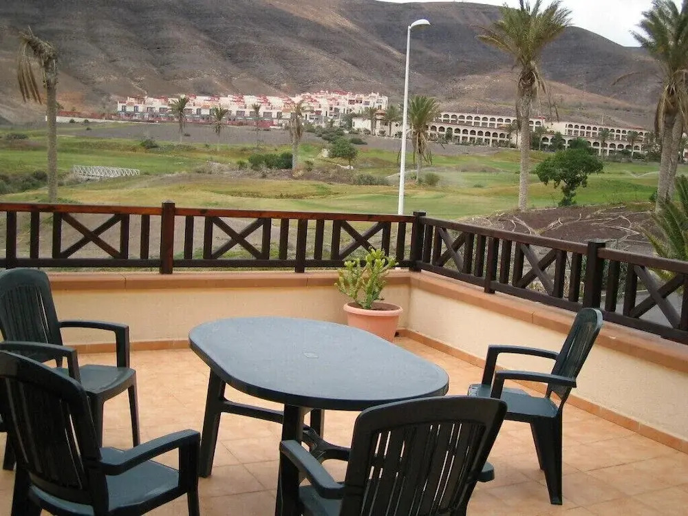 Villa Vinamar of Fuerteventura, in the Golf Course of Jandia
