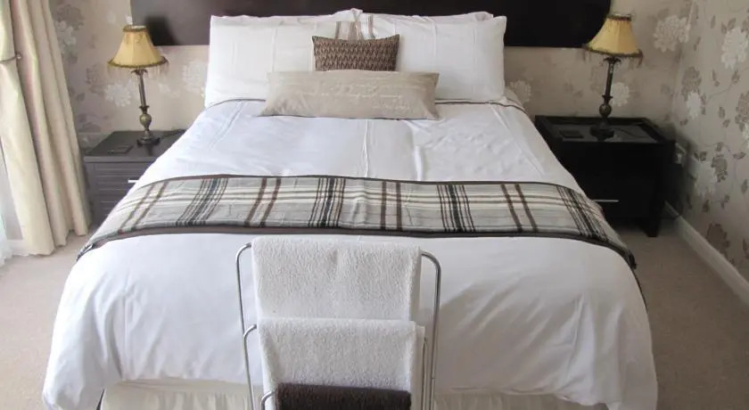 Hale Village Guesthouse