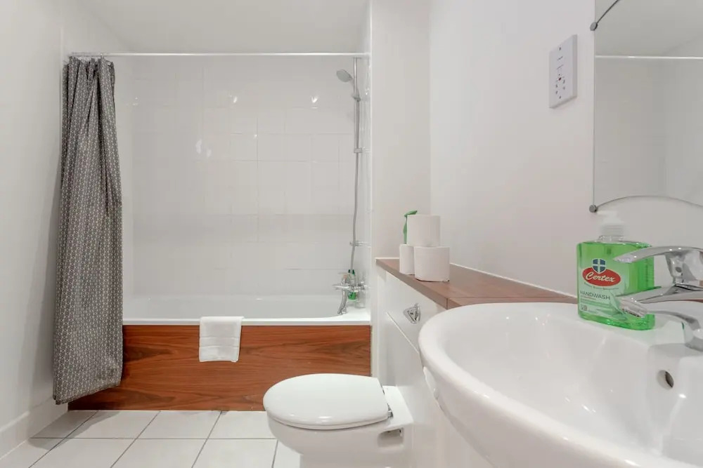 Cosy 2 Bedroom Flat Next To Quiet Park