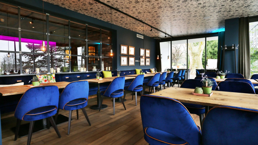 FAVORITE Parkhotel I Spa - Business - Fine Dining