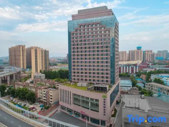 Grace Select Hotel (Wuhan Baishazhou Yangsigang Yangtze River Bridge)