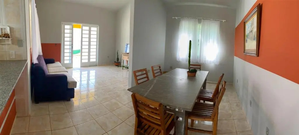 Pousada Vila Tadeu