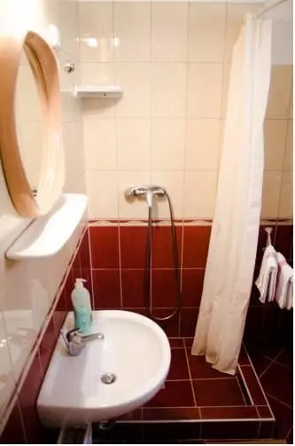 Adri Apartman