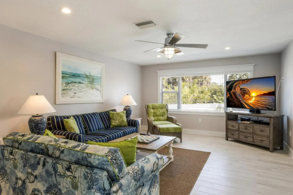 Royal Palm - 5701 Holmes Blvd Unit A