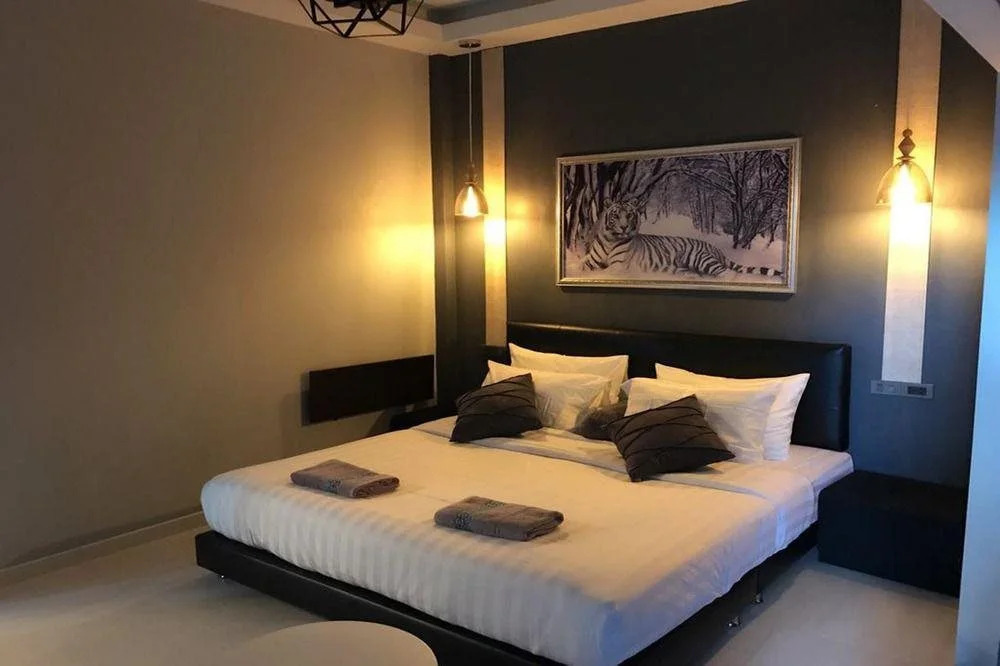 Pillow Hill Hotel