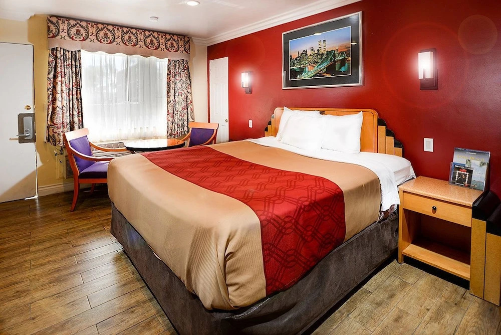 Aqua Venture Inn