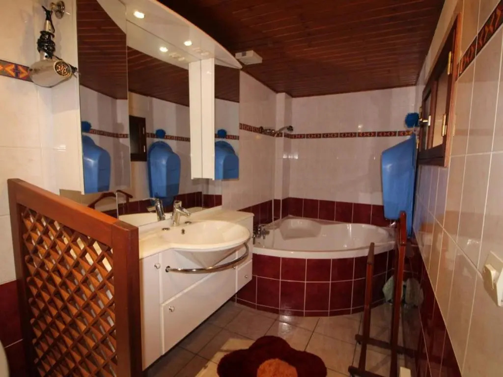 Appartement cosy au cœur de Vagney, proche commerces et sentiers, terrasse et cheminée, à 15km Gérardmer - FR-1-589-304