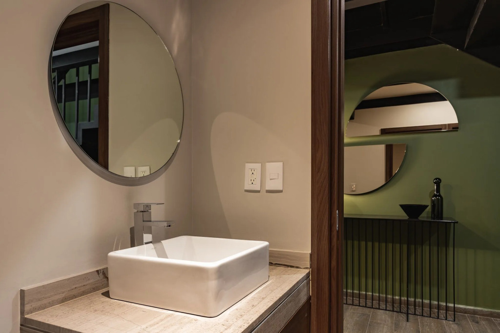 Casai Modern 2BR 2.5BA Oasis Steps From Parque Americas