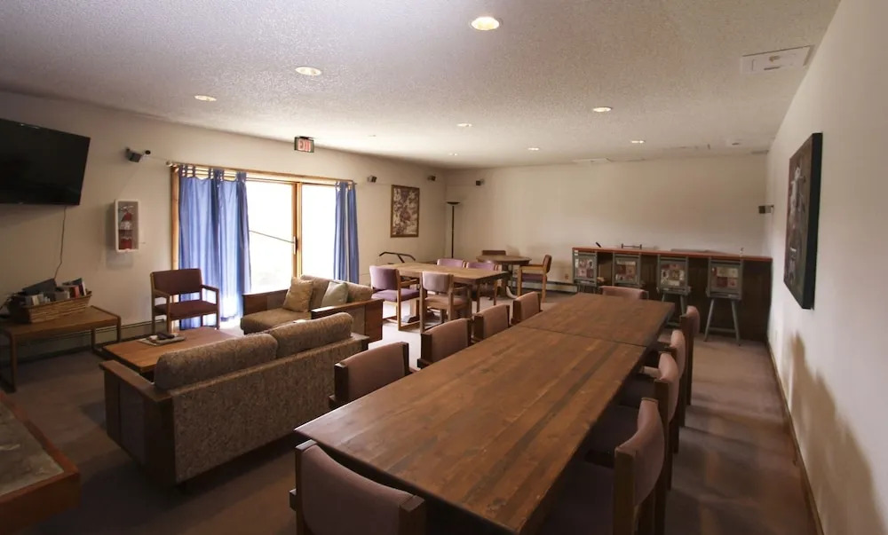 113ab Wptc - Cranmer Rd 3 Bedroom Condo