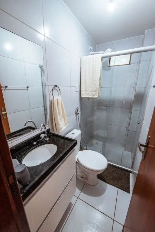 Apartamento com Garagem a 200m da Praia do Bessa
