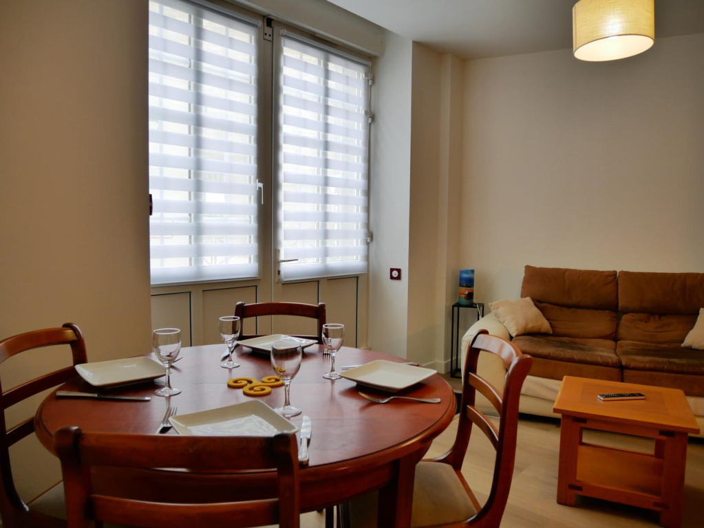 Hôtel La Porte Saint Pierre-Logis Hôtel Intra Muros RÉNOVÉ en 2026