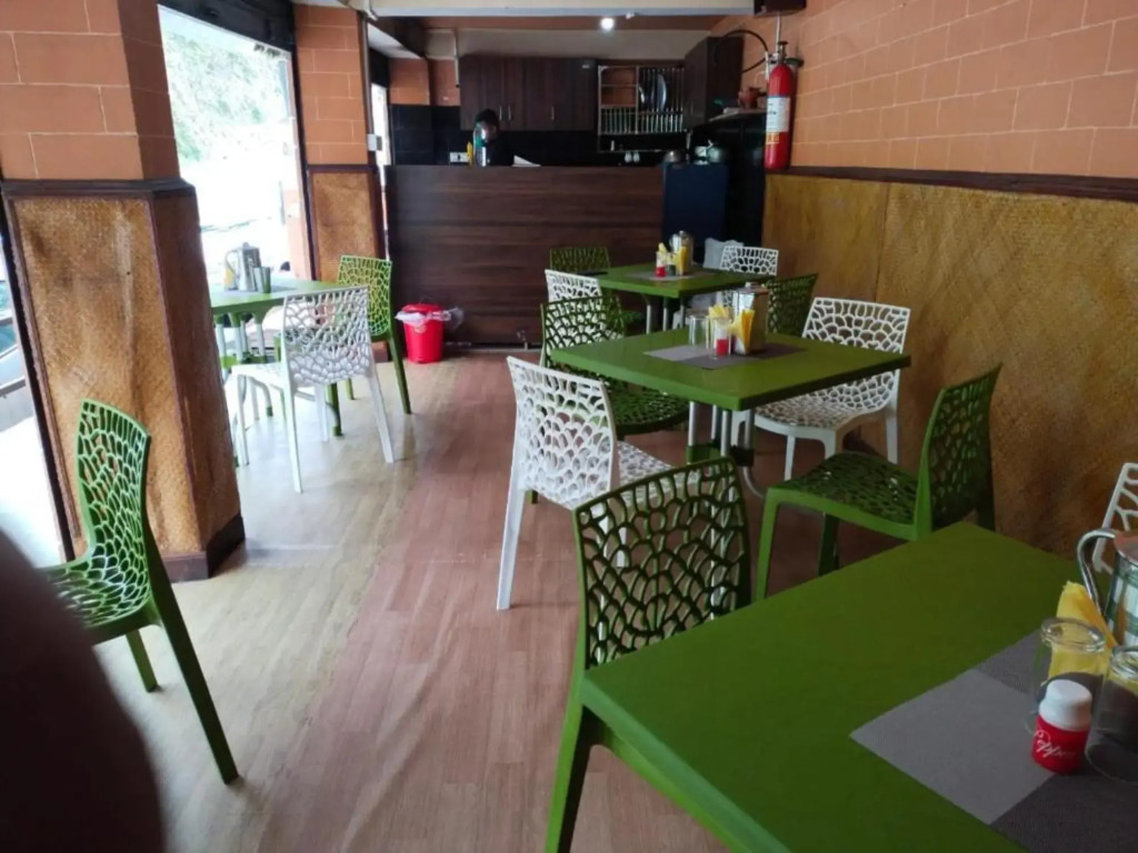 Hotel Himalaya Residency kanchenjunga view