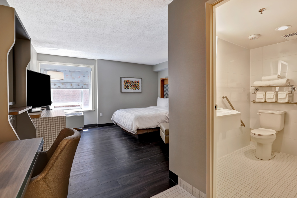 Holiday Inn - Ottawa Dwtn - Parliament Hill by IHG